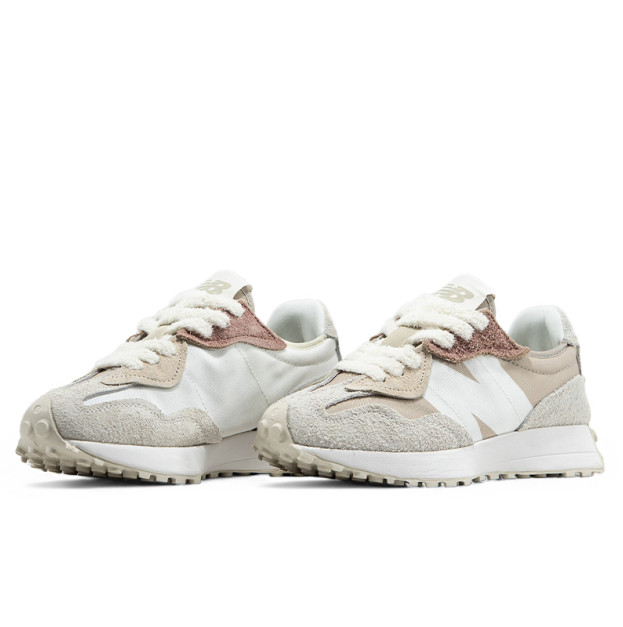 New Balance 327 Beige