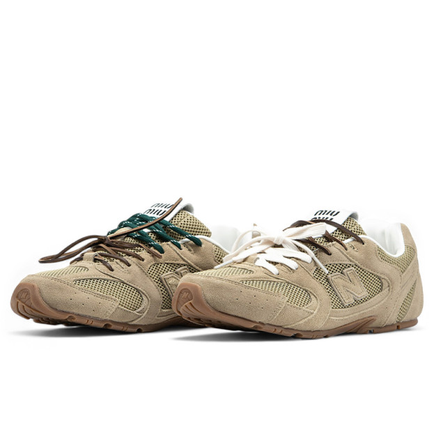 New Balance x Miu Miu 530 Beige