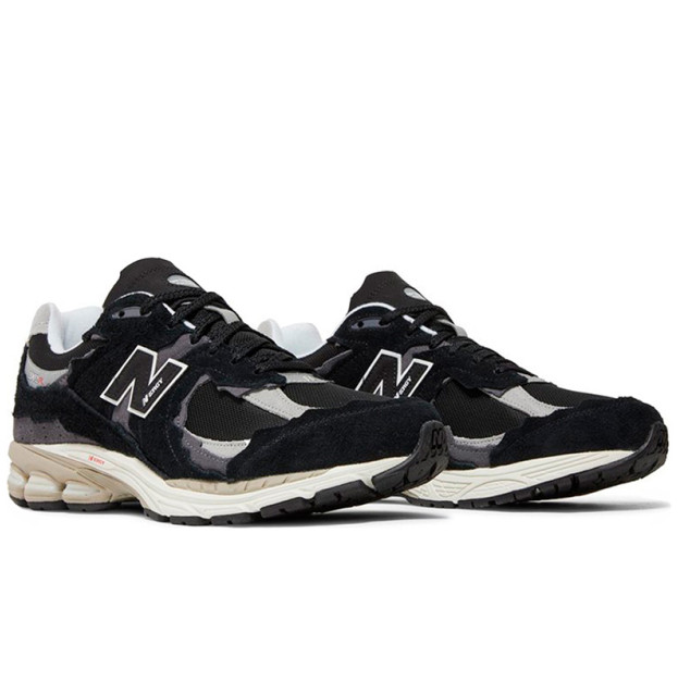 New Balance 2002R Protection Pack Black Grey M2002RDJ